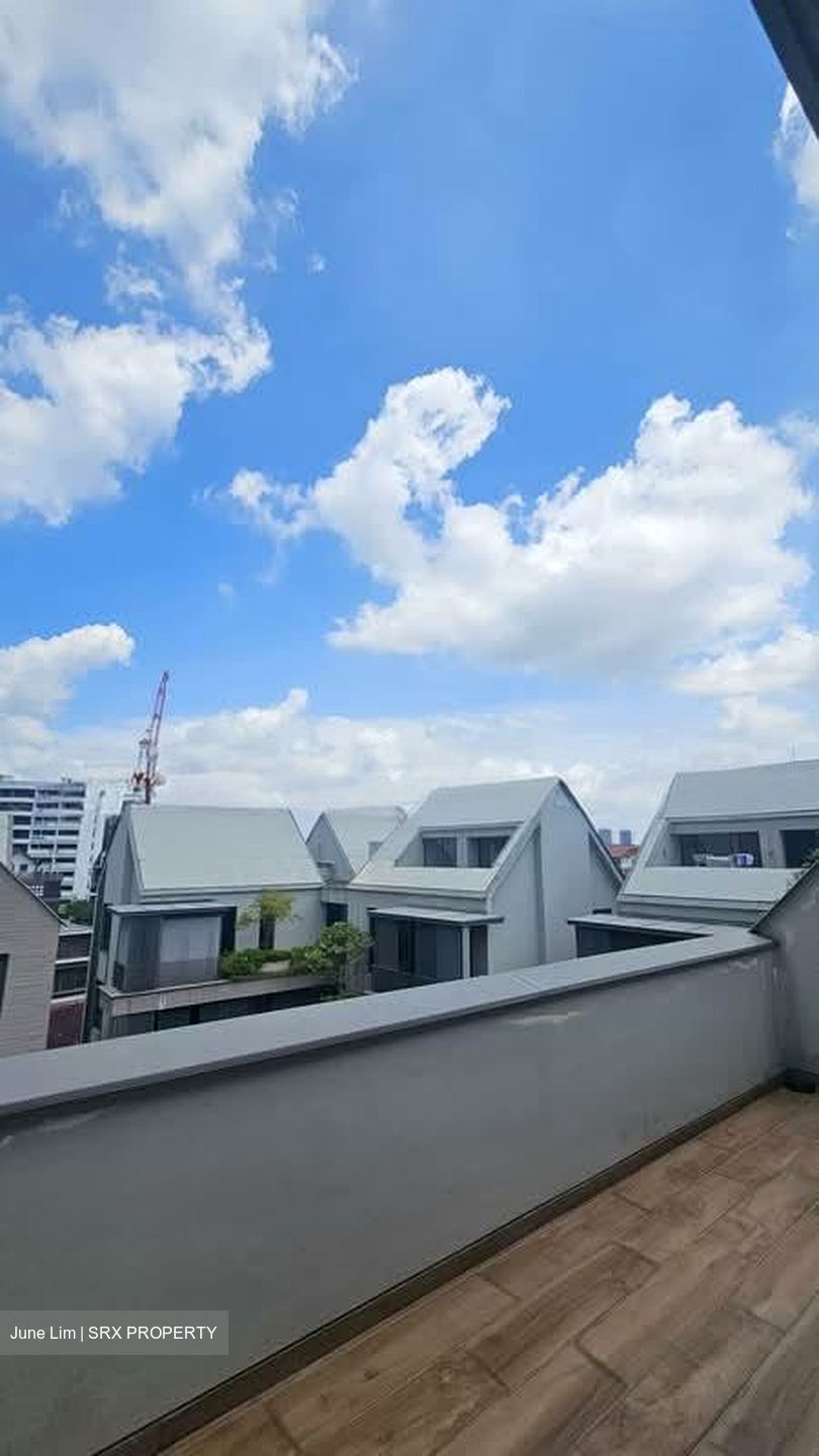 10 Evelyn (D11), Apartment #534542331